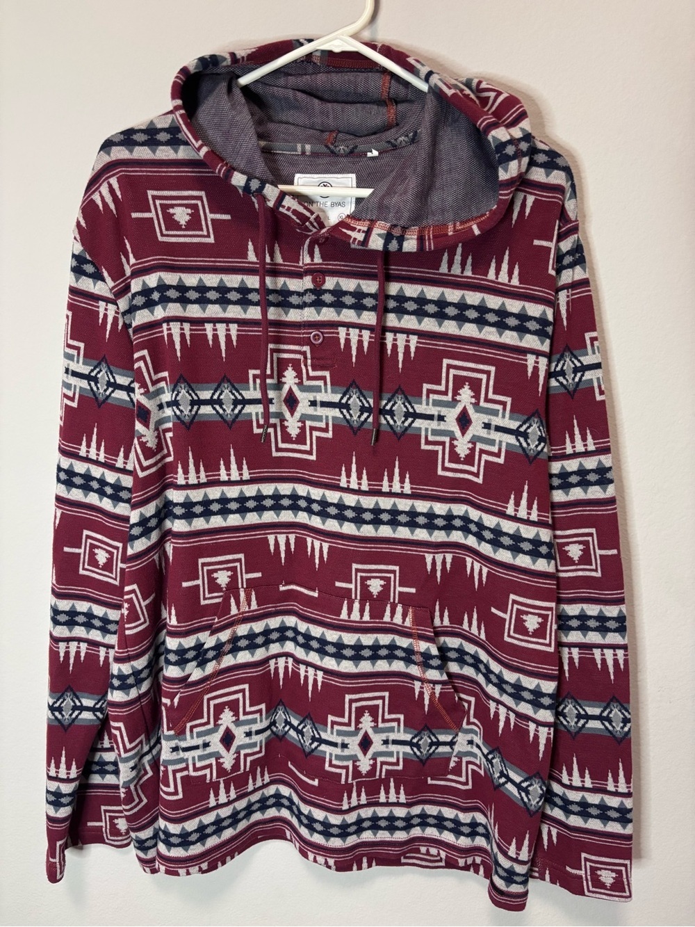 ✨On The Byas Pull Over Sweater✨